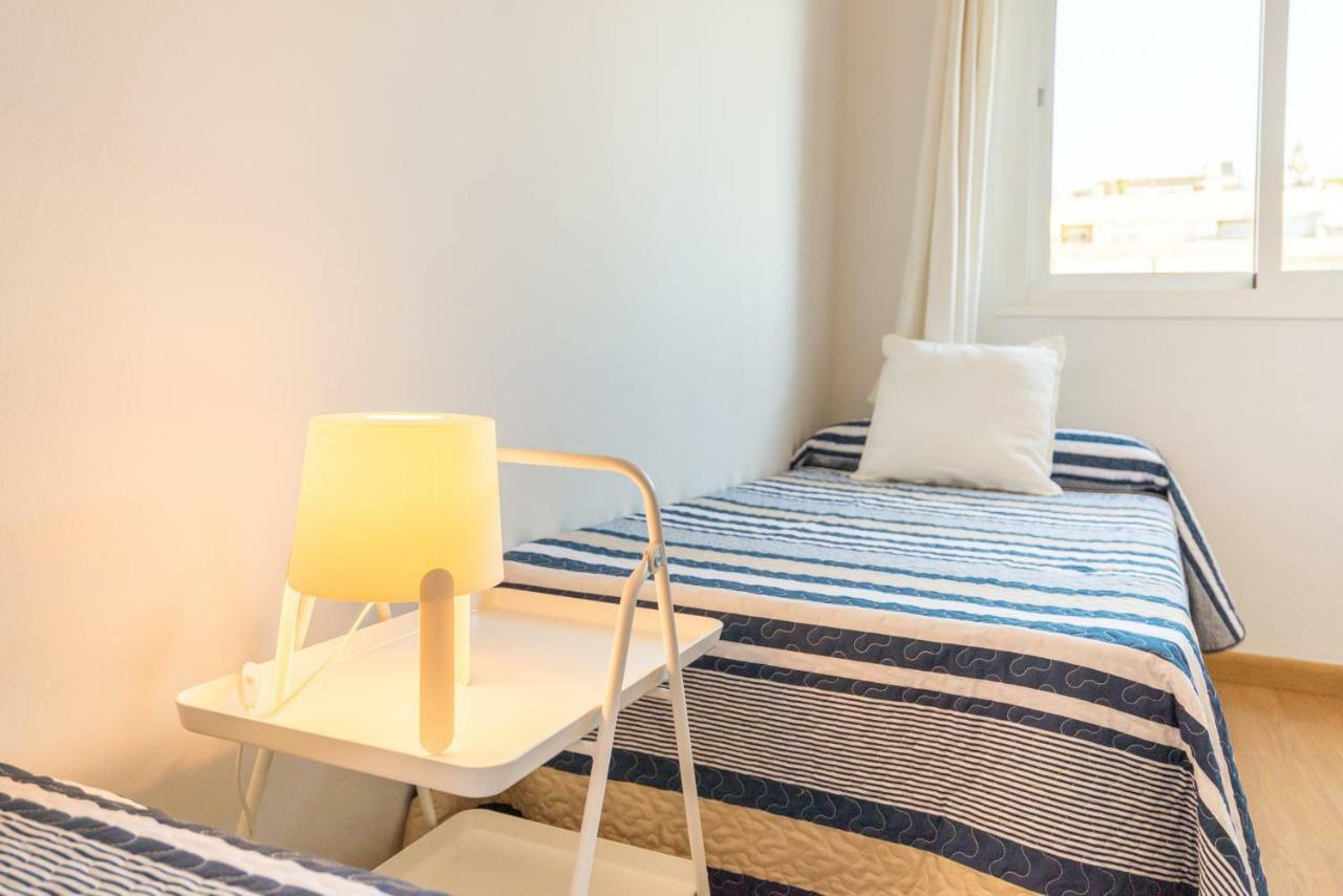 Lu&Cia La Playa Apartment Malaga Exterior photo